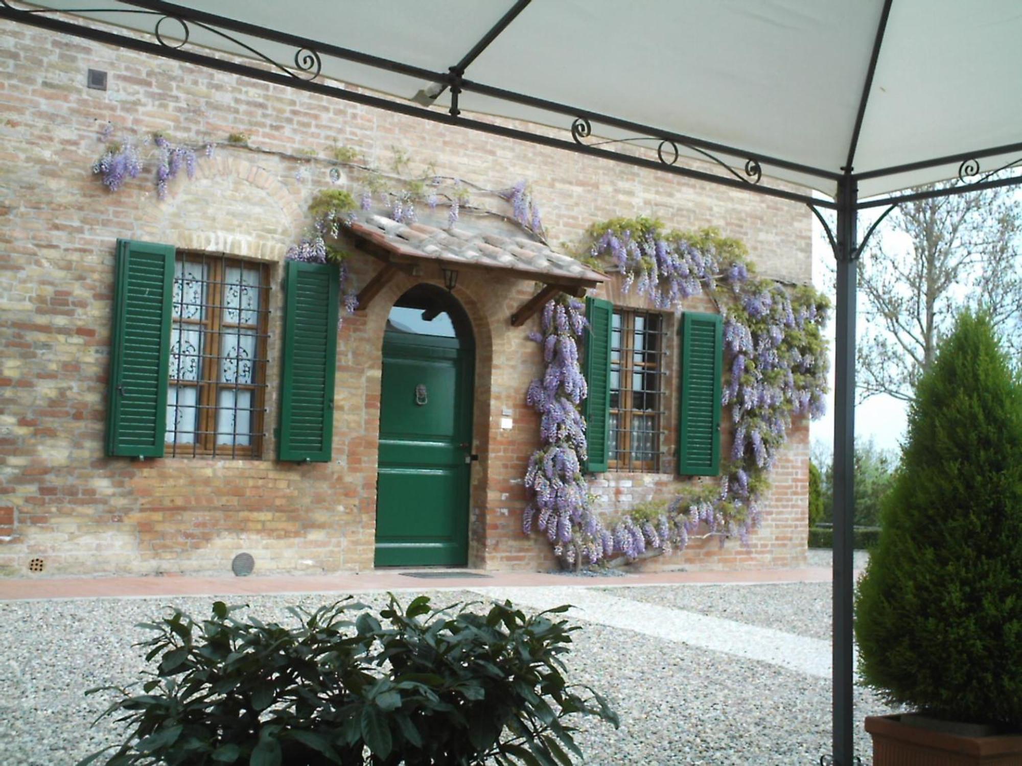 Agriturismo Il Poggiarello Siena Exterior foto
